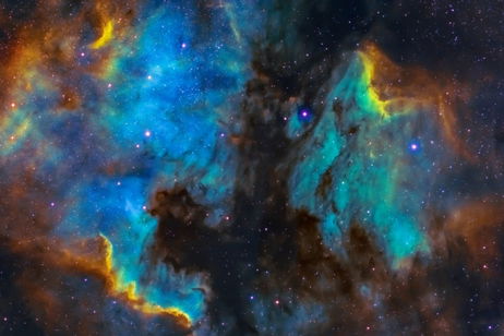 Un científico puede haber encontrado la razón de ser de la energía oscura. No obedece las leyes del universo actuales Un científico puede haber encontrado la razón de ser de la energía oscura. No obedece las leyes del universo actuales