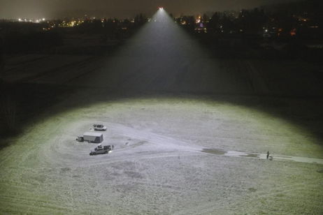 Se llama "Flying Sun" y es un dron muy especial: puede convertir la noche en día en segundos