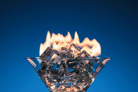 No tiene nada que ver con "Juego de Tronos", pero esta materia es mitad hielo y mitad fuego. Podría tener grandes aplicaciones cuánticas No tiene nada que ver con "Juego de Tronos", pero esta materia es mitad hielo y mitad fuego. Podría tener grandes aplicaciones cuánticas