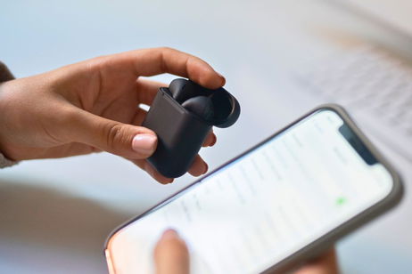 Consejos útiles que te servirán cuando pierdas o te roben uno de tus auriculares inalámbricos Consejos útiles que te servirán cuando pierdas o te roben uno de tus auriculares inalámbricos
