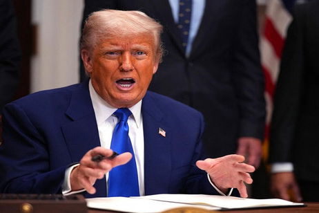 El presidente estadounidense, Donald Trump, presenta la "Cúpula Dorada" que protegerá al país de los misiles enemigos. Esto es lo que ha costado