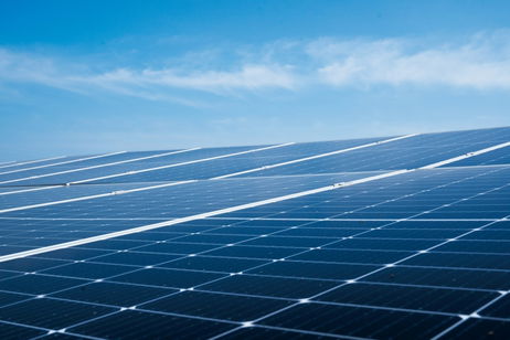 La producción energética de las placas solares consigue un nuevo récord: nunca antes habían generado tanto