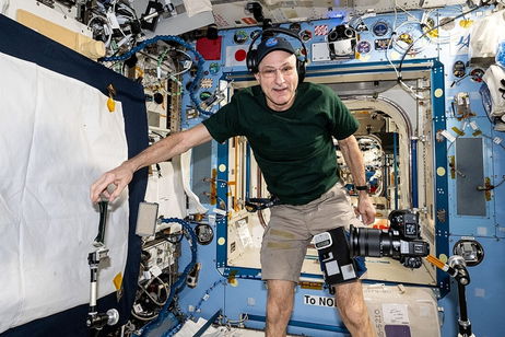 Un astronauta cuenta como es tener 70 años en el espacio: "Todos esos pequeños dolores y molestias se curan"