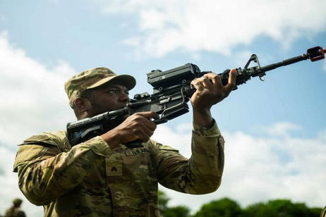 Los soldados estadounidenses ahora tienen armas inteligentes: disparan a los drones sin necesitar intervención humana Los soldados estadounidenses ahora tienen armas inteligentes: disparan a los drones sin necesitar intervención humana