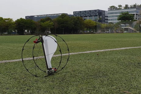 Este robot puede volar y andar por tierra: lo mejor de todo es que solo consta de dos piezas