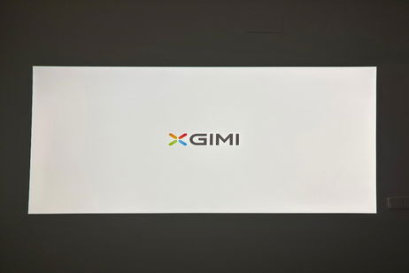 Analizamos el mini proyector XGIMI MoGo 2 Pro: un dispositivo con el que disfrutarás tus películas y series al máximo