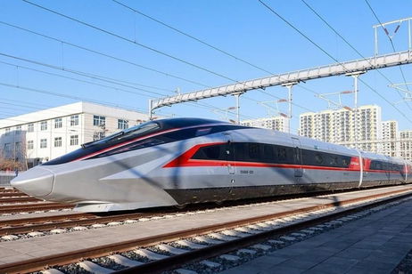 China presenta su nuevo tren bala: es de última generación y circula a más de 400 kilómetros por hora