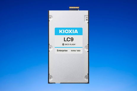 El primer SSD de 245 TB del mundo ya está aquí. Puede almacenar hasta 12.500 películas 4K El primer SSD de 245 TB del mundo ya está aquí. Puede almacenar hasta 12.500 películas 4K