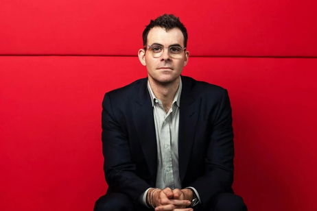 Adam Mosseri, director de Instagram, desmiente que la red social use el micrófono del móvil para espiar: "Sería una grave violación de la privacidad" Adam Mosseri, director de Instagram, desmiente que la red social use el micrófono del móvil para espiar: "Sería una grave violación de la privacidad"