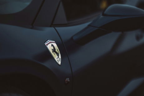 Esto es todo lo que sabemos del primer coche eléctrico que ha fabricado Ferrari Esto es todo lo que sabemos del primer coche eléctrico que ha fabricado Ferrari