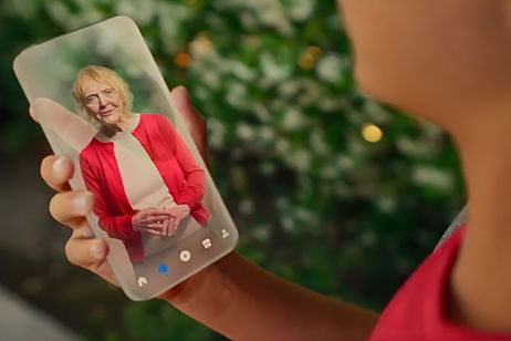 Una compañía crea una aplicación para recrear a seres queridos fallecidos mediante IA. ¿Es ético lo que pretende? Una compañía crea una aplicación para recrear a seres queridos fallecidos mediante IA. ¿Es ético lo que pretende?