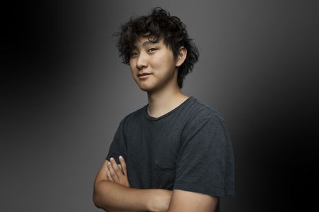 Alexandr Wang, director de IA de Meta, cree que los niños "deberían pasar todo el tiempo practicando vibe coding" Alexandr Wang, director de IA de Meta, cree que los niños "deberían pasar todo el tiempo practicando vibe coding"