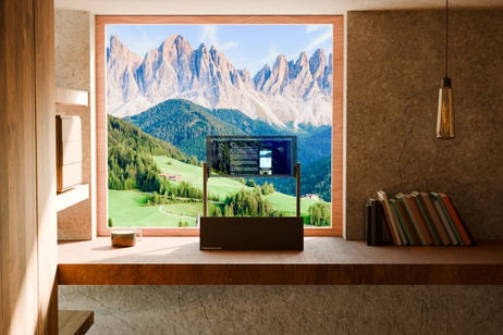 Este es Phantom, el monitor transparente que hace realidad la interfaz de Iron Man Este es Phantom, el monitor transparente que hace realidad la interfaz de Iron Man