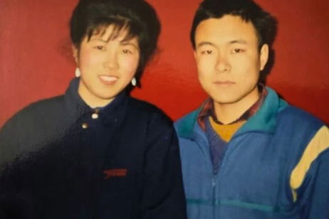 Este hombre criogenizó a su esposa para curar su cáncer en el futuro. Ahora tiene un nuevo amor: "Aún tengo que vivir mi vida" Este hombre criogenizó a su esposa para curar su cáncer en el futuro. Ahora tiene un nuevo amor: "Aún tengo que vivir mi vida"