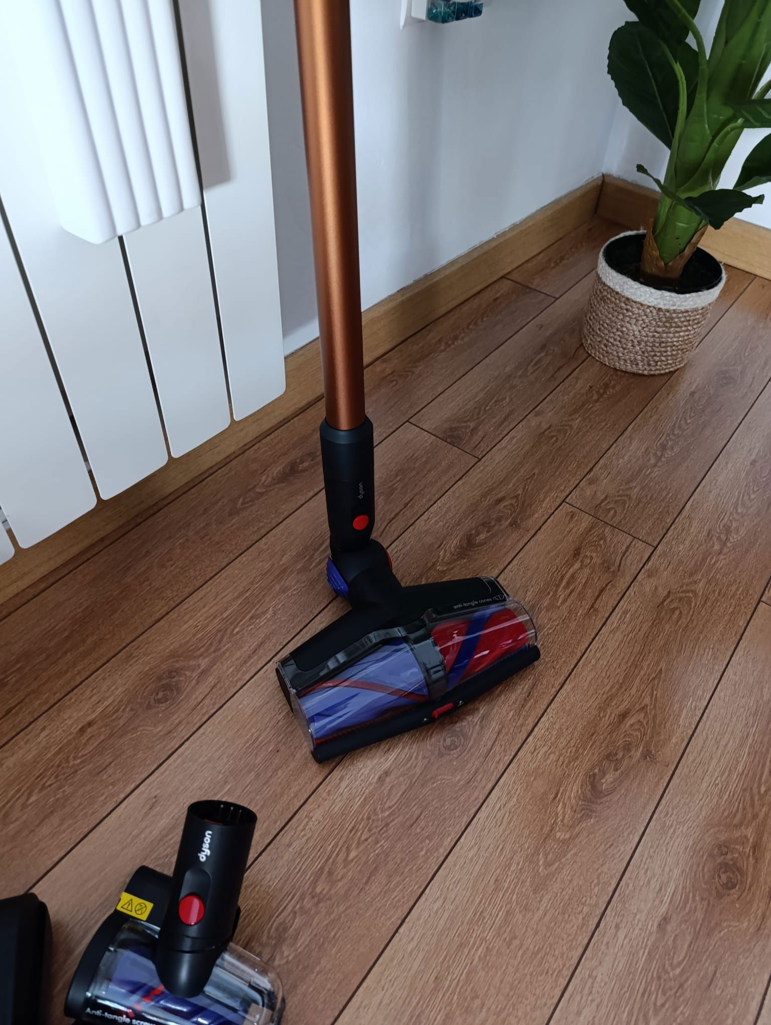 Analizamos Dyson V16 Piston Animal: la última aspiradora de Dyson que te ofrece potencia y limpieza de última generación