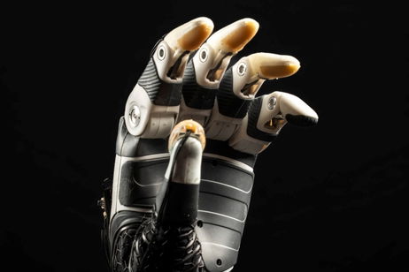 Las manos biónicas ya son algo real de nuestro presente: ahora tienen mejoras mediante IA