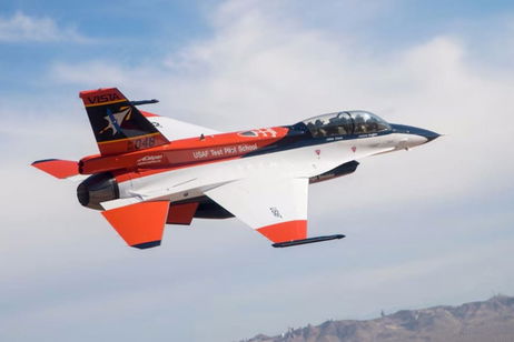 Estados Unidos lucha por la superioridad aérea: quiere un avión de combate autónomo