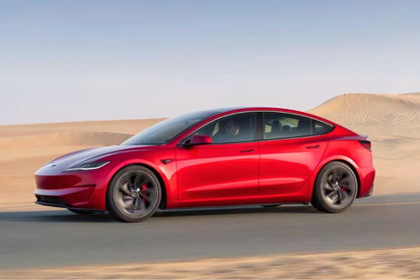 El futuro de Tesla en Europa pende de un hilo: las matriculaciones bajaron casi un 40 % en noviembre El futuro de Tesla en Europa pende de un hilo: las matriculaciones bajaron casi un 40 % en noviembre