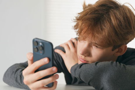 ChatGPT utilizará técnicas de predicción para añadir limitaciones a los usuarios menores de edad ChatGPT utilizará técnicas de predicción para añadir limitaciones a los usuarios menores de edad