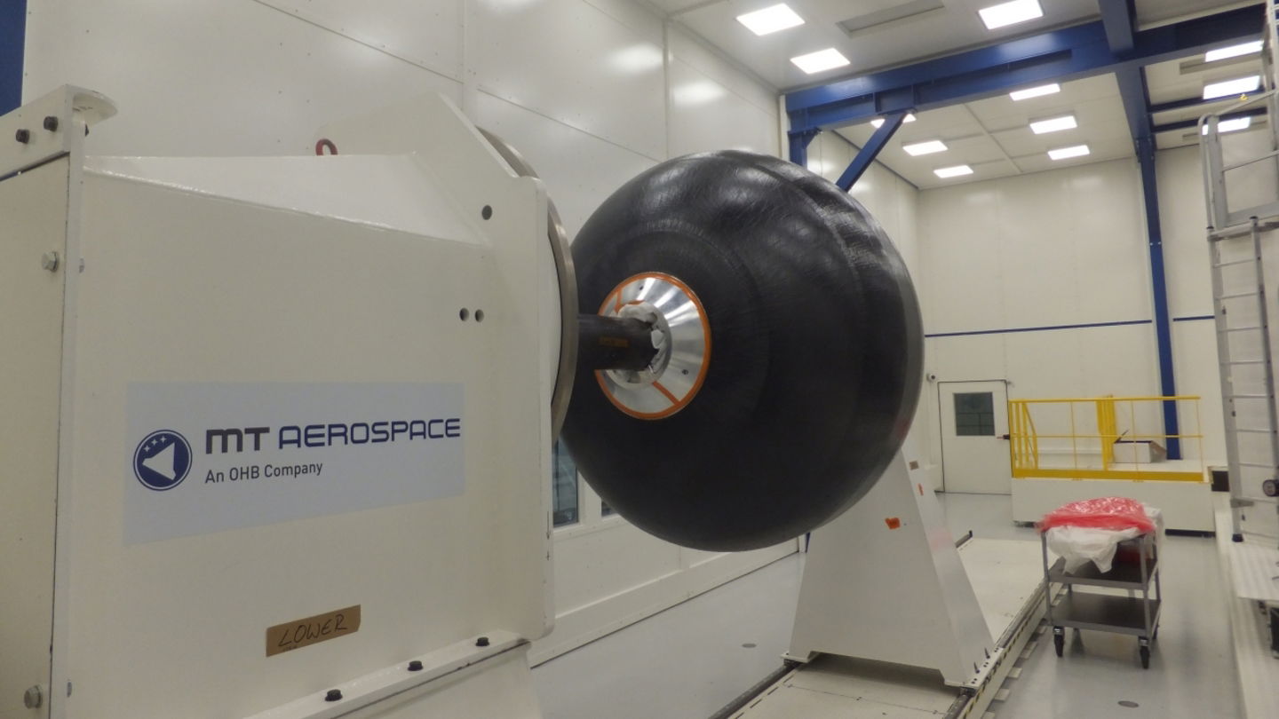 Así se fabrica el tanque de hidrógeno del programa Phoebus en MT Aerospace