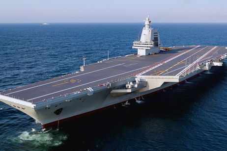 China podría impulsar su próximo portaaviones con energía nuclear y el motivo es un fallo en otro navío