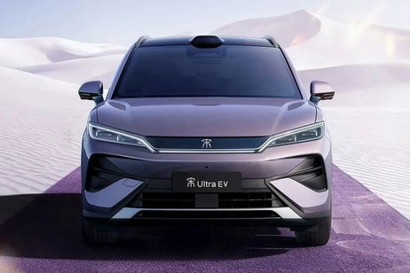 China presenta un SUV eléctrico de bajo costo con una autonomía bárbara