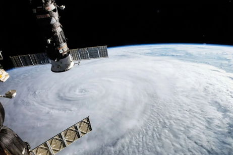 China planea un 'banco de energía espacial' para controlar tifones y cargar satélites en 2030 China planea un 'banco de energía espacial' para controlar tifones y cargar satélites en 2030