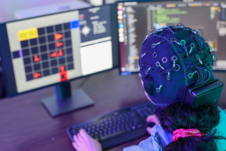 Los robots leen las señales del cerebro humano para evitar errores antes de que ocurran en tiempo real