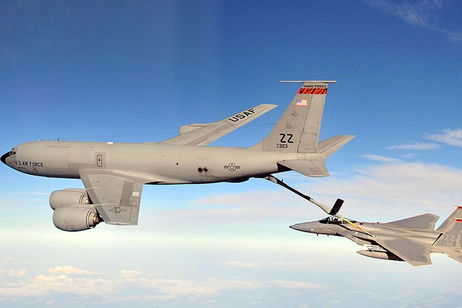 El avión de reabastecimiento de combustible estadounidense que se estrelló en Irak no tenía paracaídas