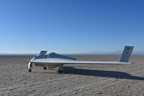 Estados Unidos prueba con éxito su nuevo dron silencioso: así es el XRQ-73 de propulsión híbrida