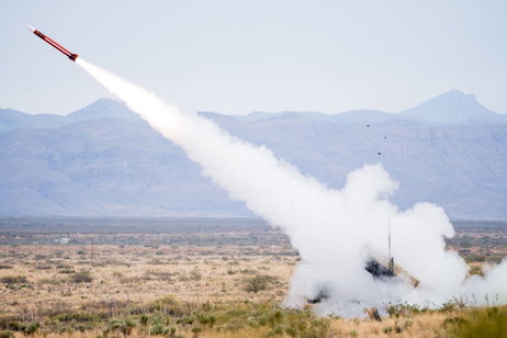 Estados Unidos blinda a Qatar: aprueba una venta de misiles Patriot por 4.000 millones ante la escalada de tensión