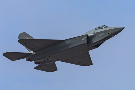 China ultima un misil furtivo indetectable para amenazar a los portaaviones de Estados Unidos en el Pacífico