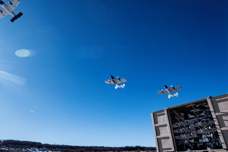 El fin del soldado en primera línea: los enjambres de drones de bajo coste que redefinen la guerra