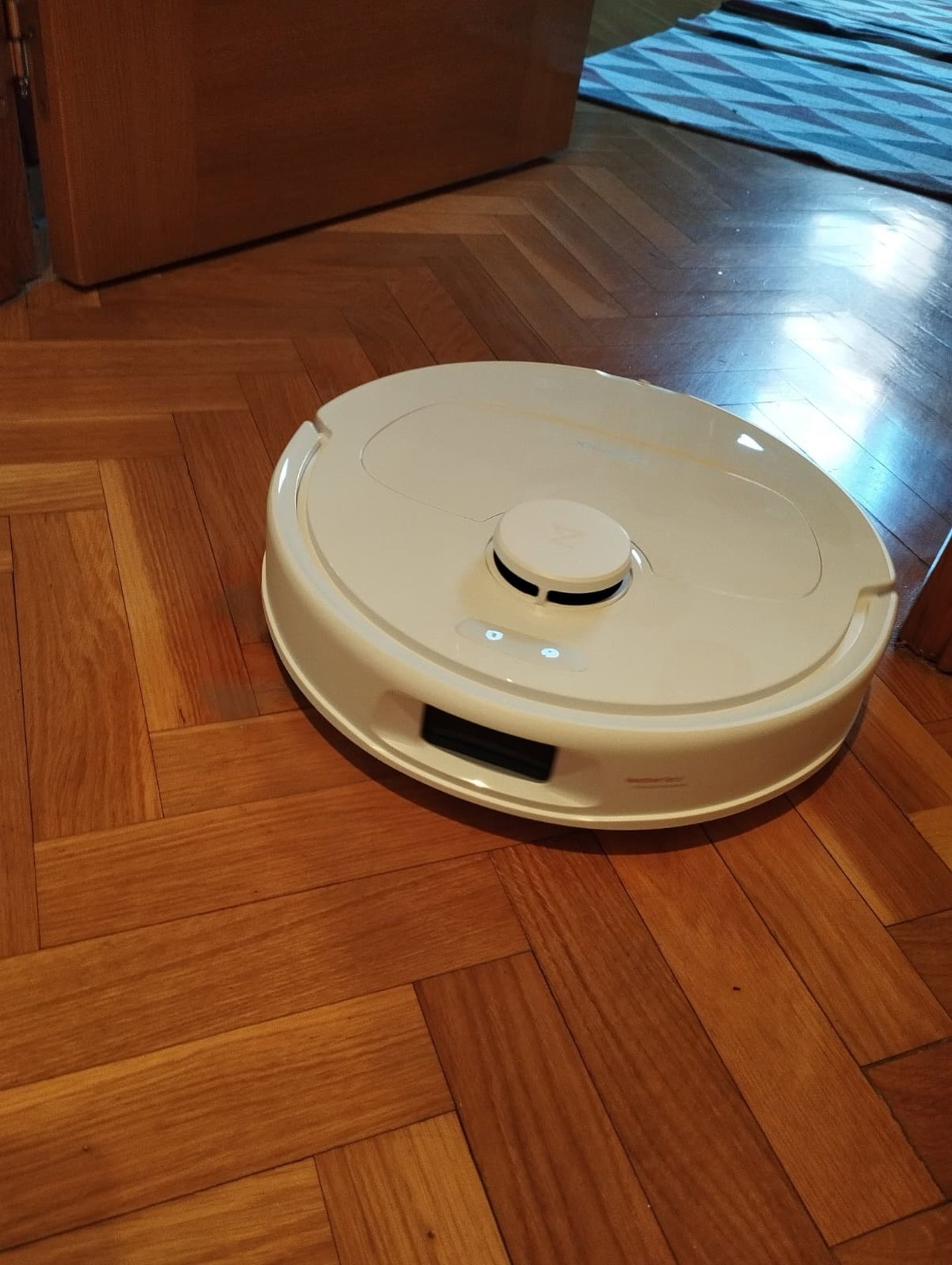 He probado el nuevo robot aspirador de Roborock y no puedo estar más contento: potencia, eficacia y gran rendimiento